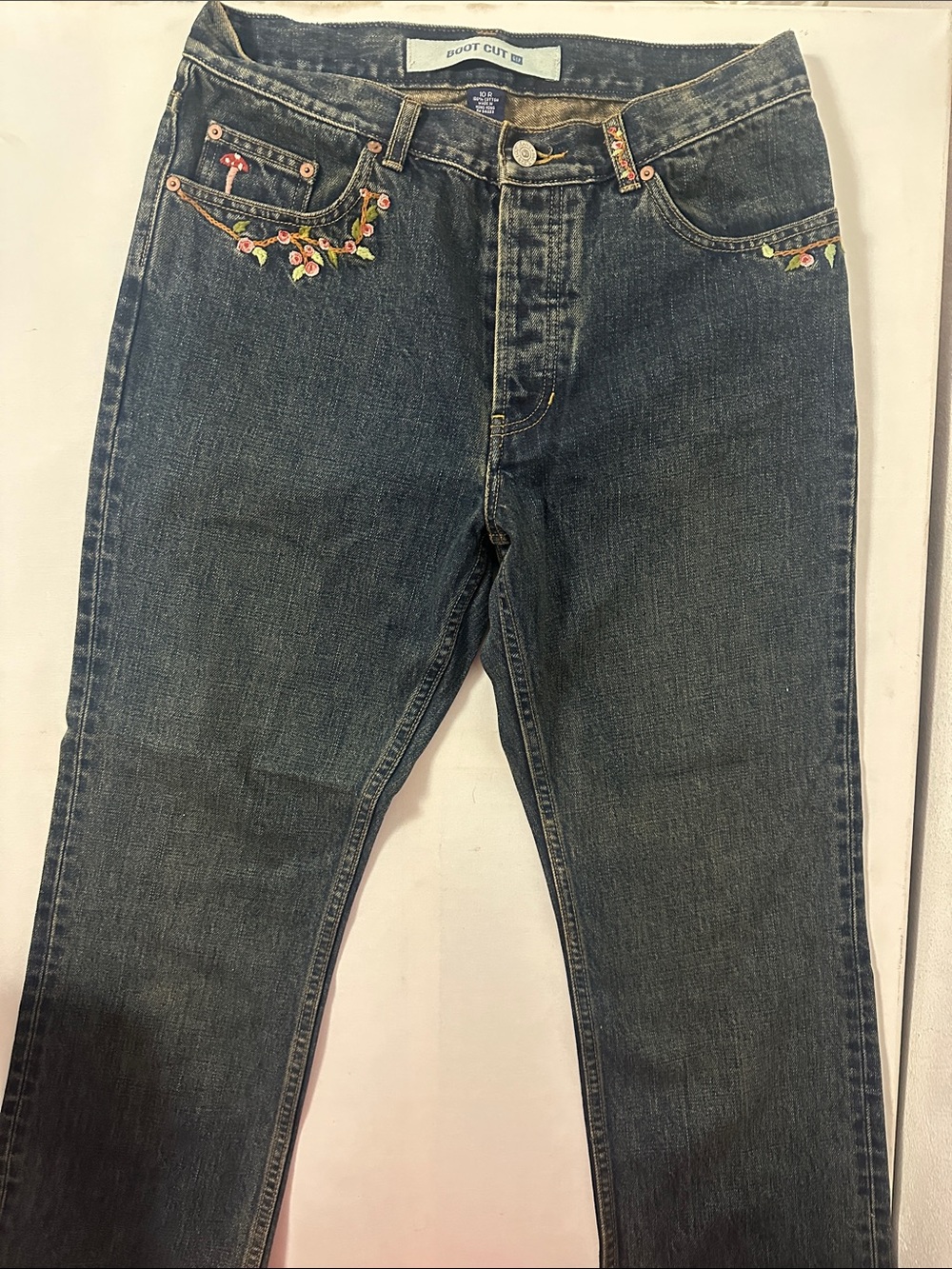Vintage GAP Dark Blue Bootcut Jeans with Floral Embroidery, unworn
